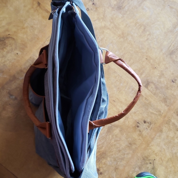 Motif New Diaper Bag - Picture 2 of 4